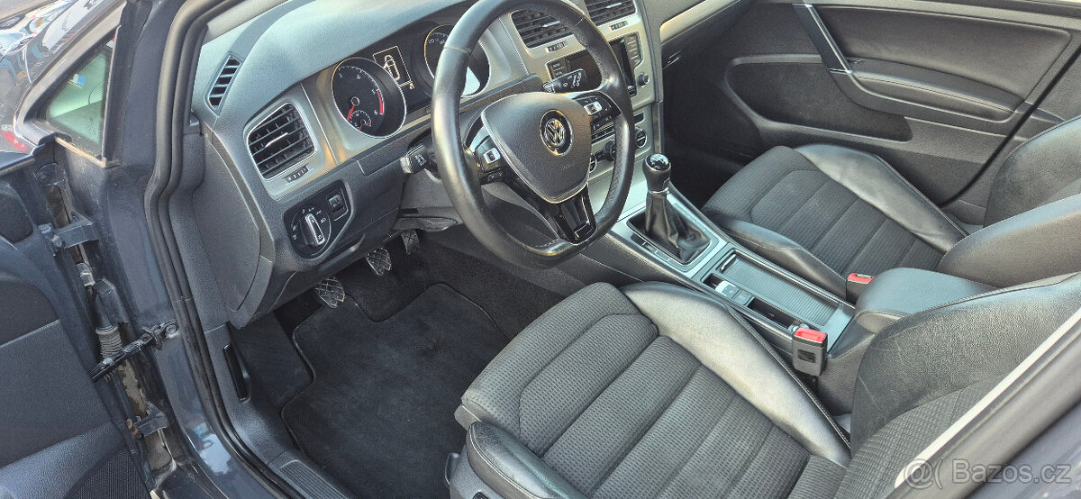 Volkswagen Golf 7, 1.6 TDI DIG.KLIMA,NAVI,MASÁŽE - 10