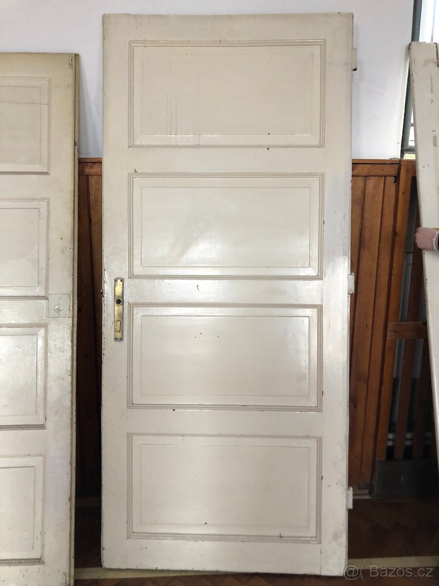 DVEŘE - 10