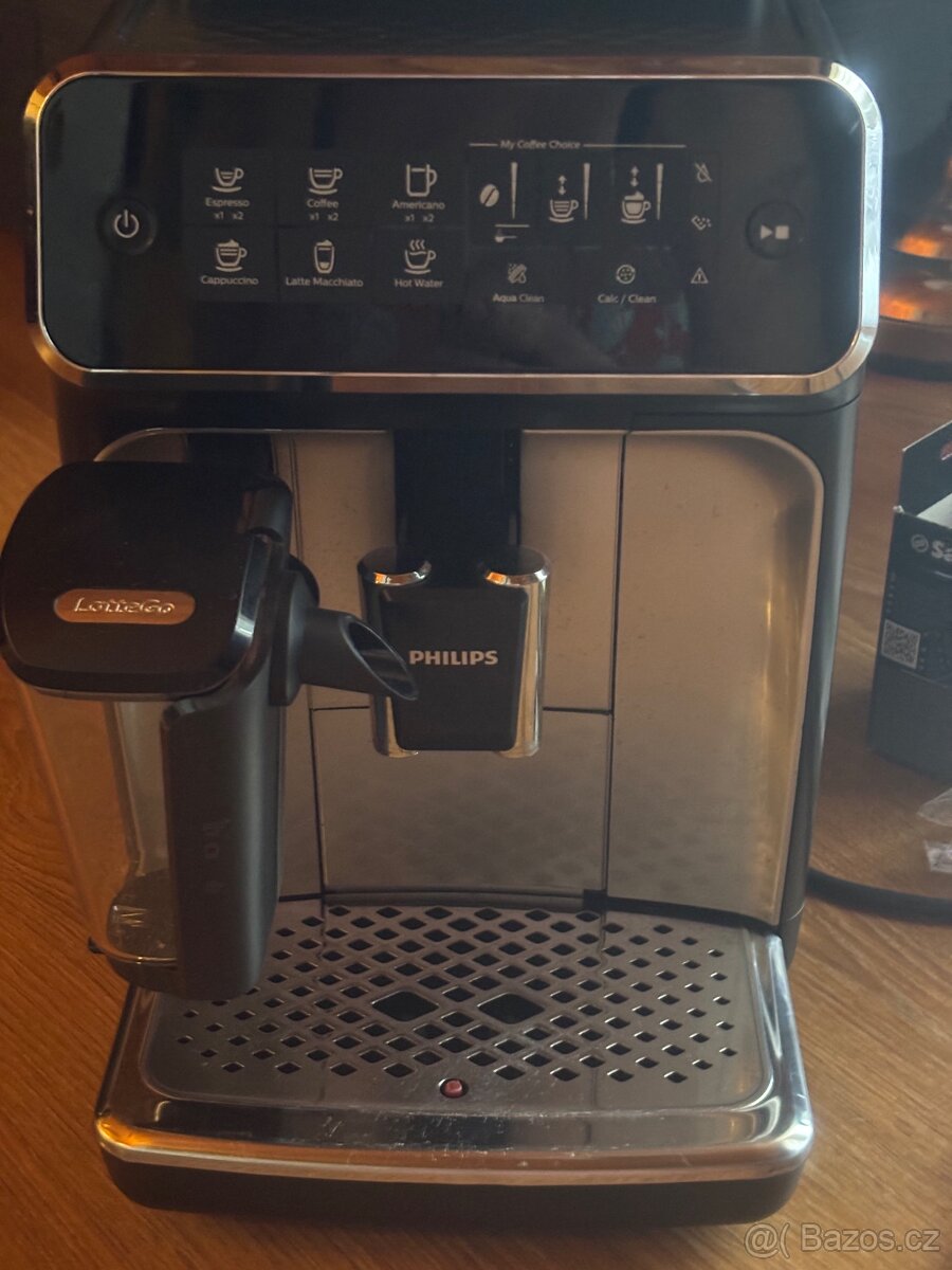 Kávovar Philips LatteGo - 10