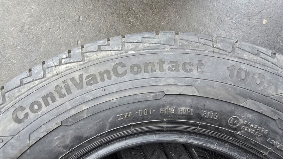 Letní pneu 225/75/16c Continental - 10