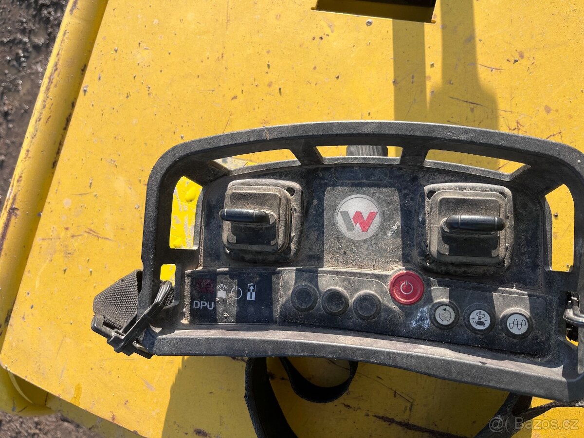 Vibrační deska Wacker Neuson DPU110r - 10