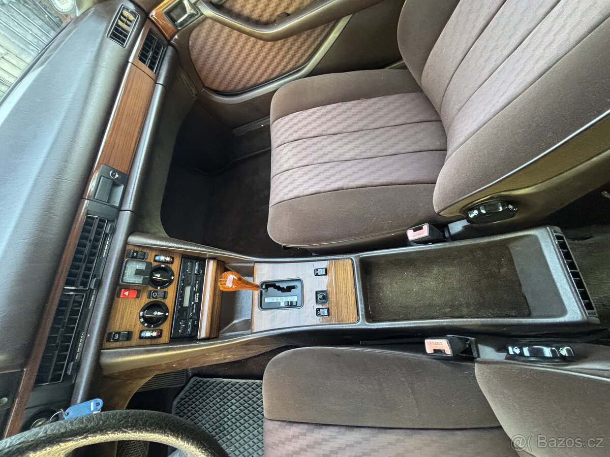 Mercedes Benz SE 300 - 10