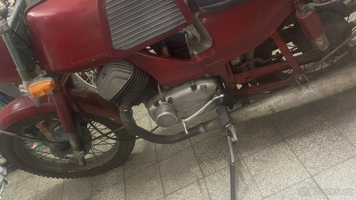 Jawa bizon 350/ 633 s TP - 10