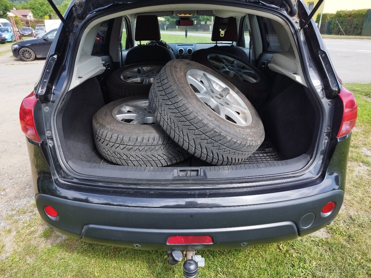 Nissan Qashqai 2.0 DCi 4x4 nová cena - 10
