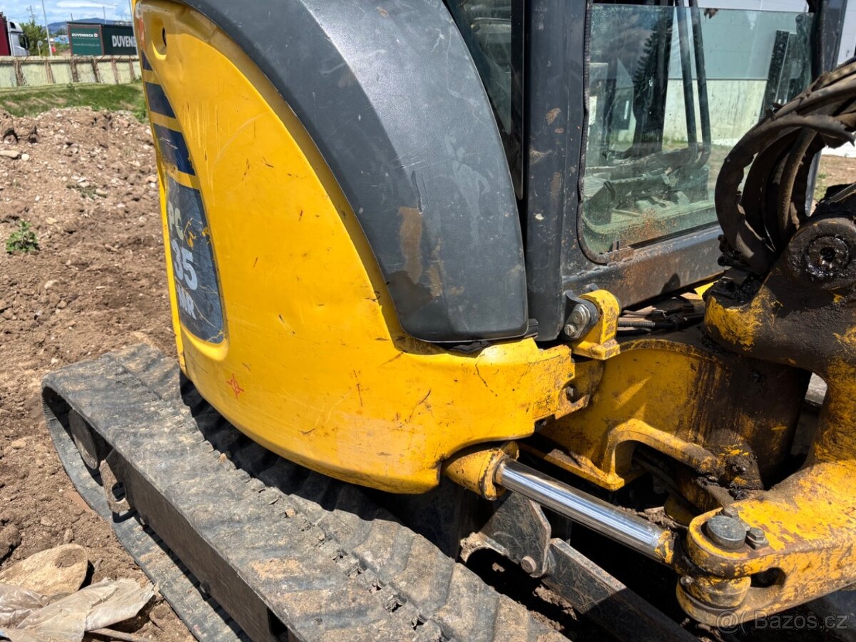 KOMATSU PC 35 MR - 10