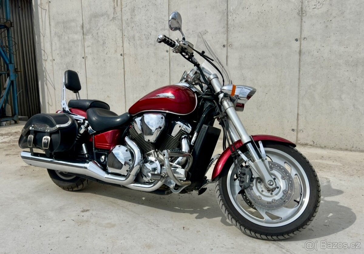 Honda VTX 1800, TOP stav - 10