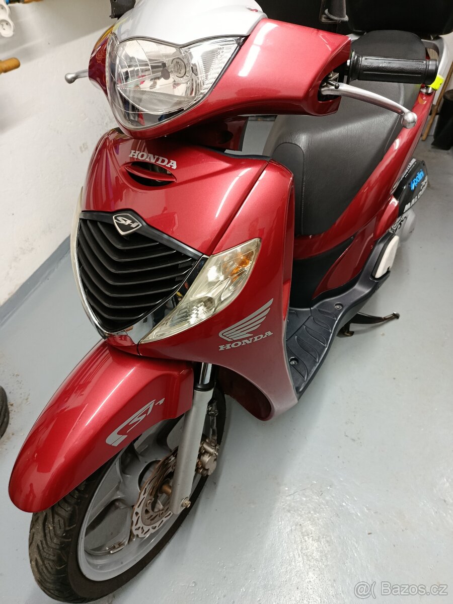 Honda SH125i 2007 - 10