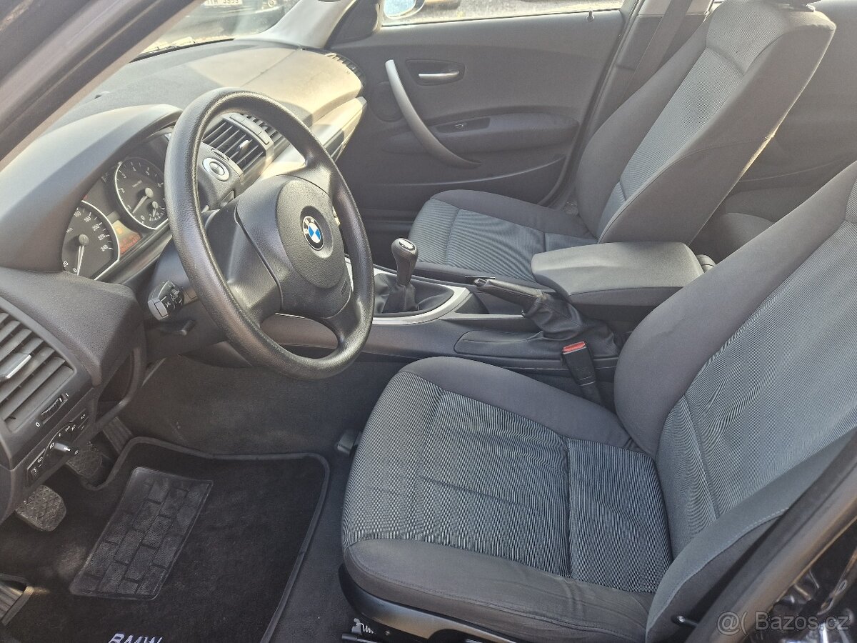 BMW E87,116i,85KW,6rychl.AUTOKLIMA,BEZ KOROZE,R.V.2007 - 10