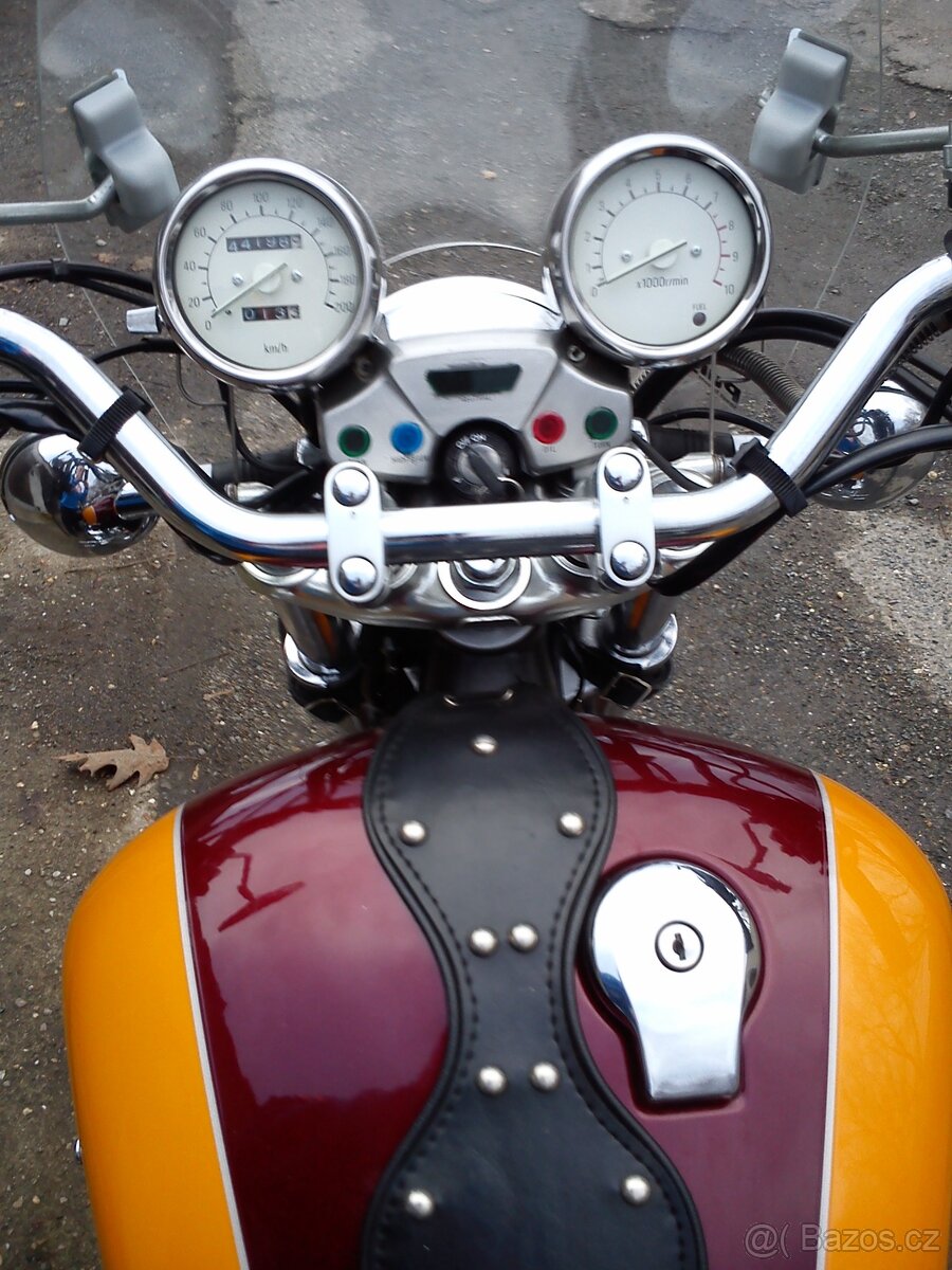 Yamaha XV 750 Virago - 10