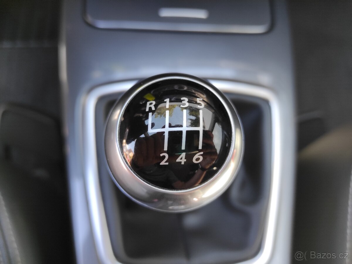 Renault Laguna Combi 2.0 DCi R.V. 2011 ČR 1.MAJ. 159 tis. km - 10