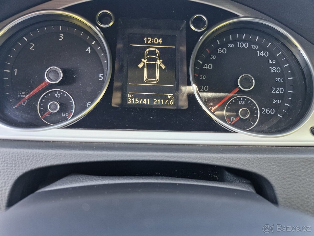 VW Passat B7 Variant 2.0 TDi, 103kW - 10