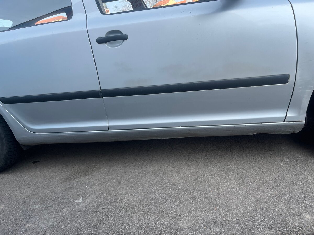 Škoda Oktavia 2 - 10