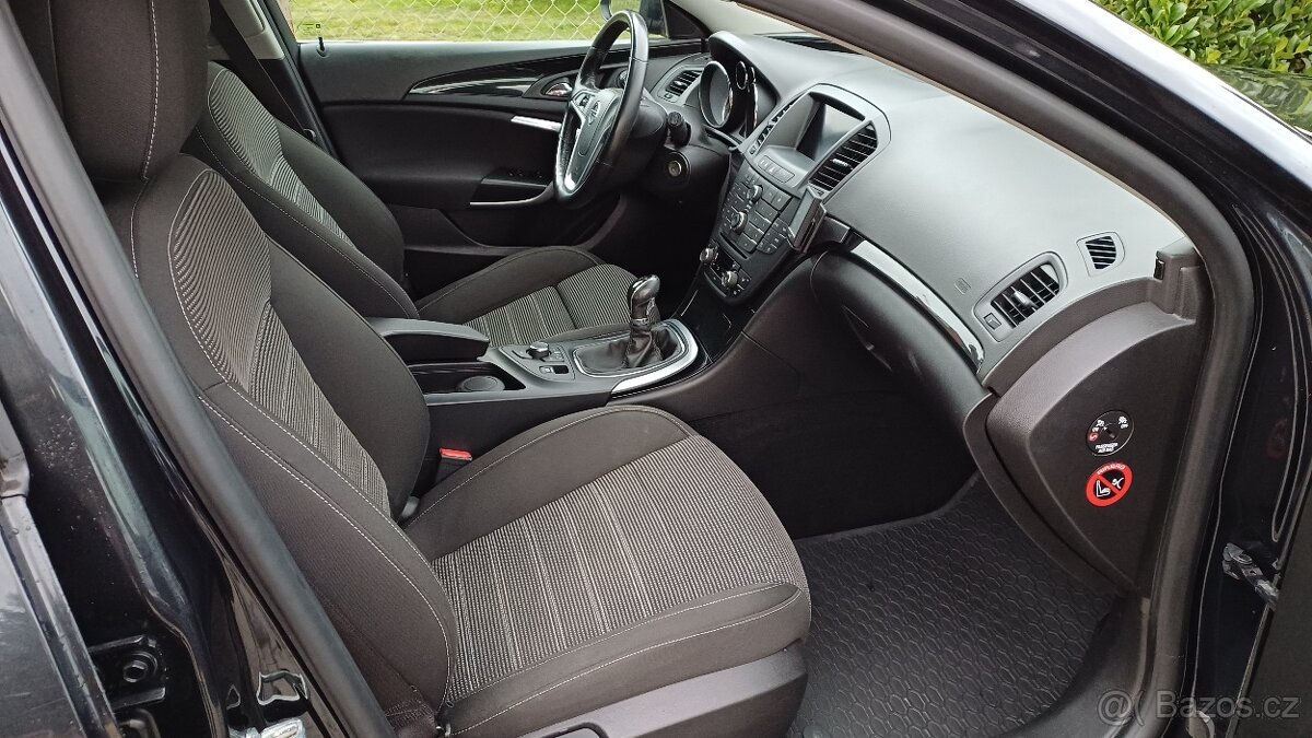 Opel Insignia Sport 2.0 TDI 118 KW - 10