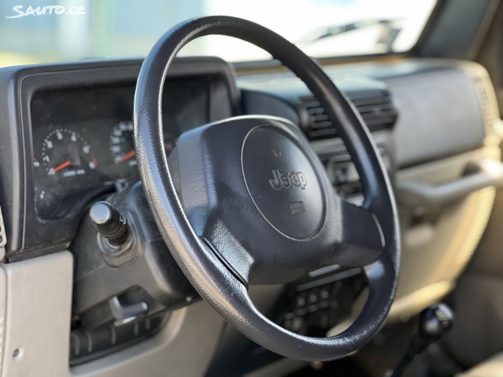 🚗 Jeep Wrangler 2.4i Sport 4x4 NAVIJÁK TAŽNÉ - 10