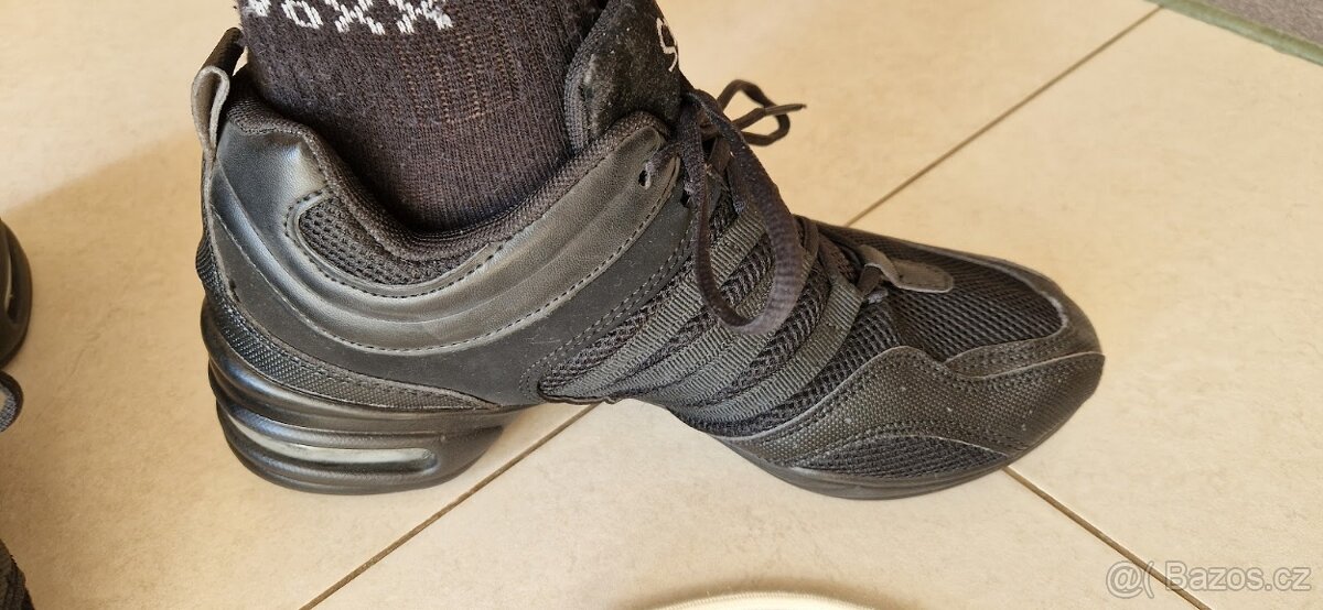 Dámské taneční boty Decathlon Burtan New York, 42, pro 26 cm - 10