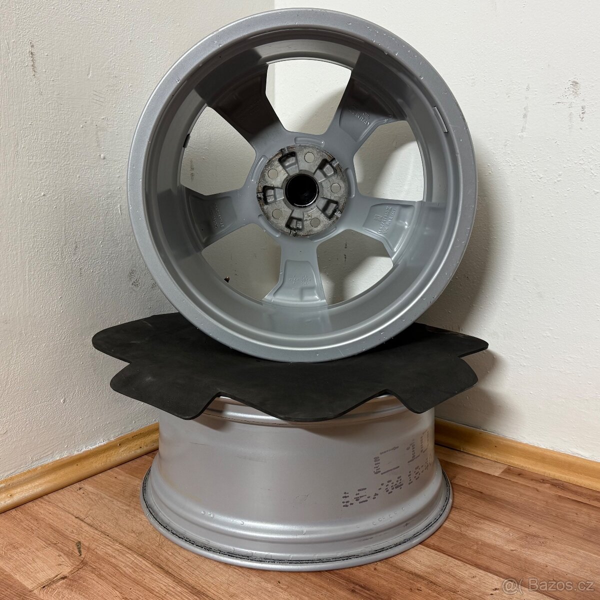 AUDI A3/VW GOLF/ŠKODA OCTAVIA 5x112 R18 ET46 8Jx18 66,6mm - 10