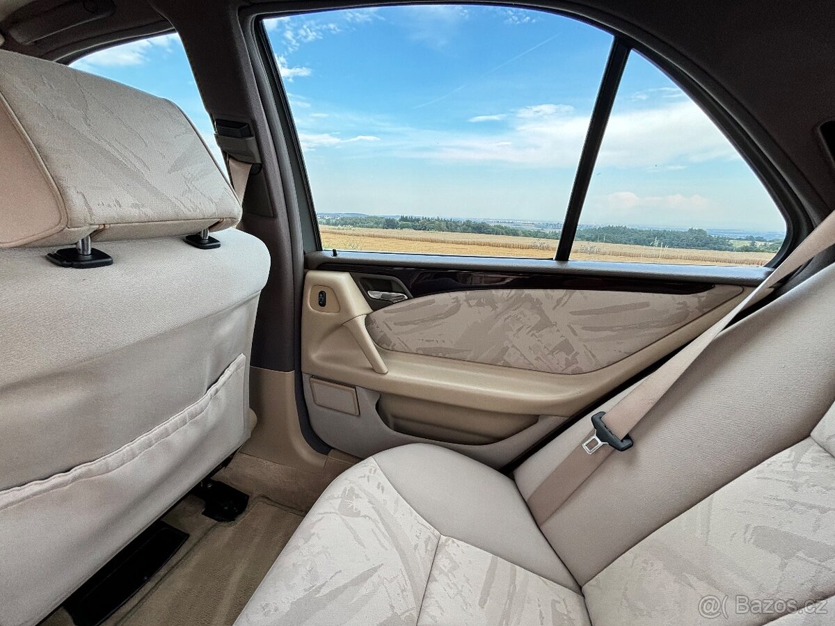 Prodám Mercedes w210 s motorem 2,8 benzim - 10