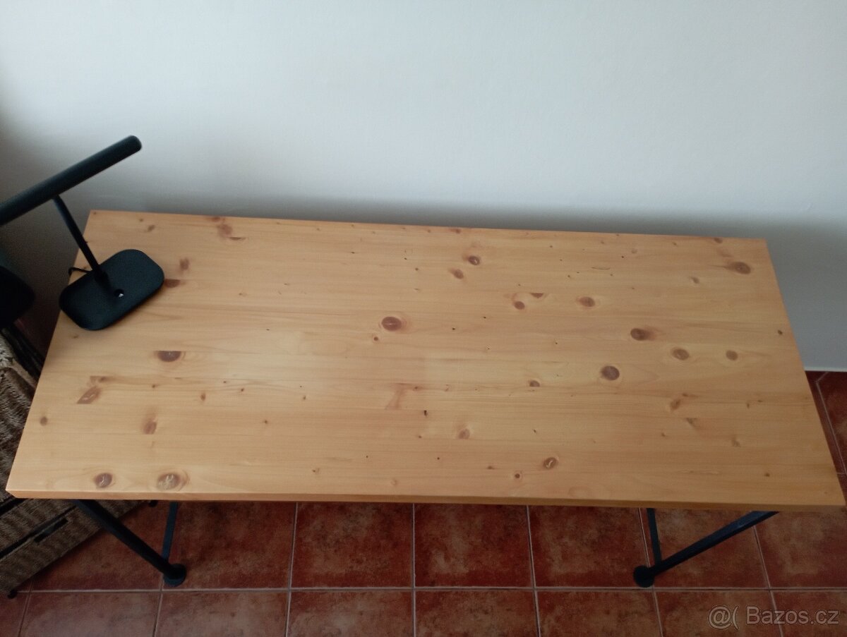 Industriální pracovní stůl - 10