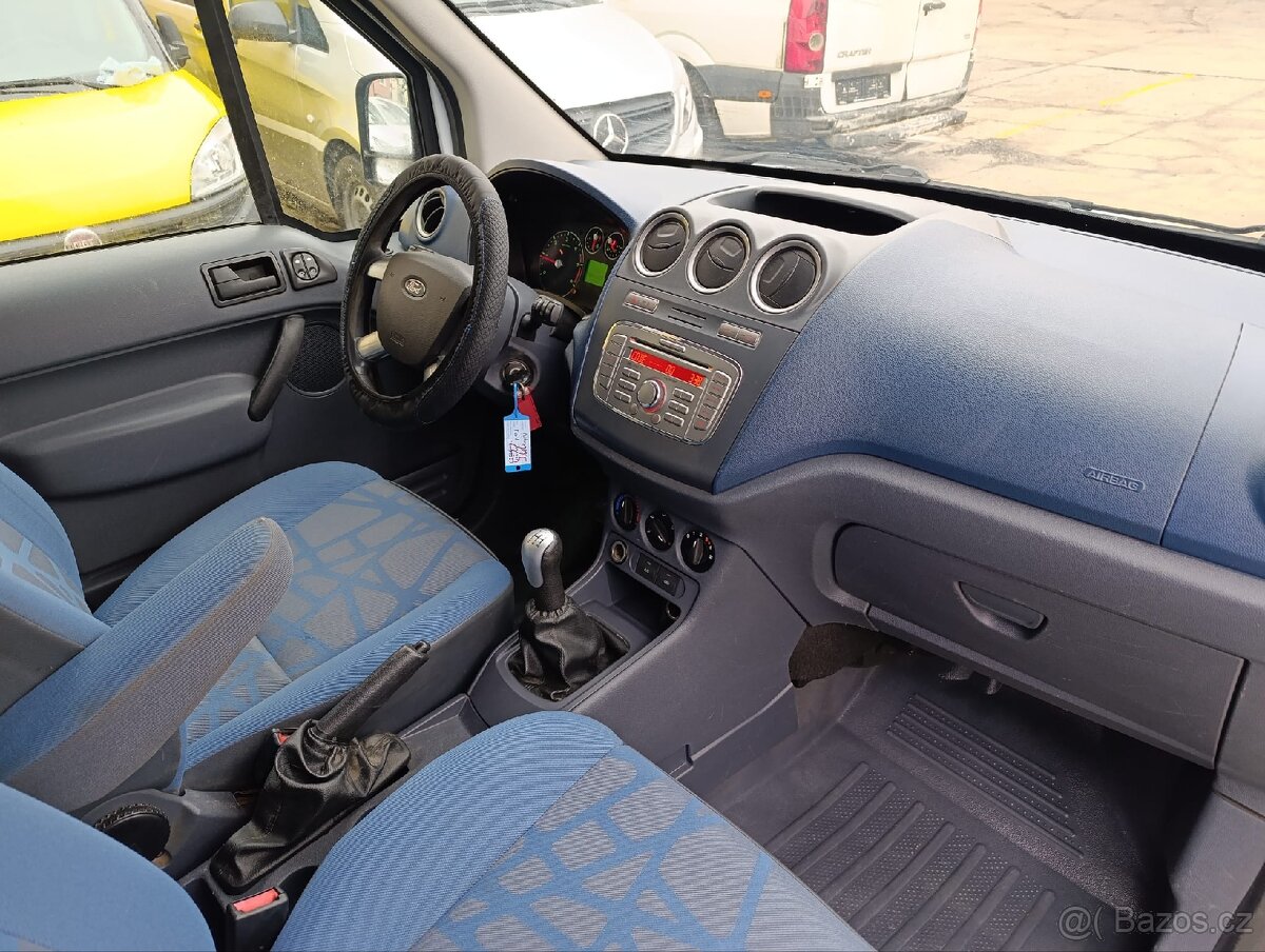 Ford Transit Connect - 10
