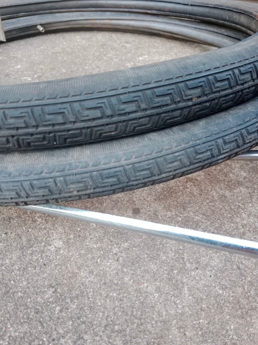 Socialistické blatníky 28 - 10