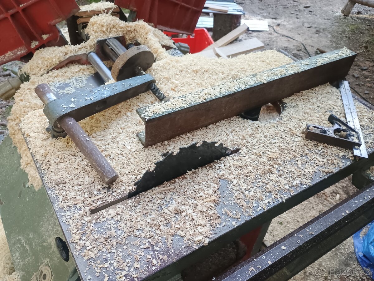 Pětioperační kombinovaný dřevoobráběcí stroj SU260 - 10