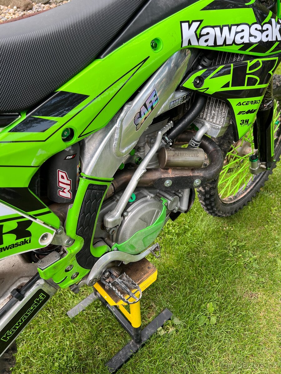 Kawasaki KXF 450 – výborný stav, připravená na sezónu - 10