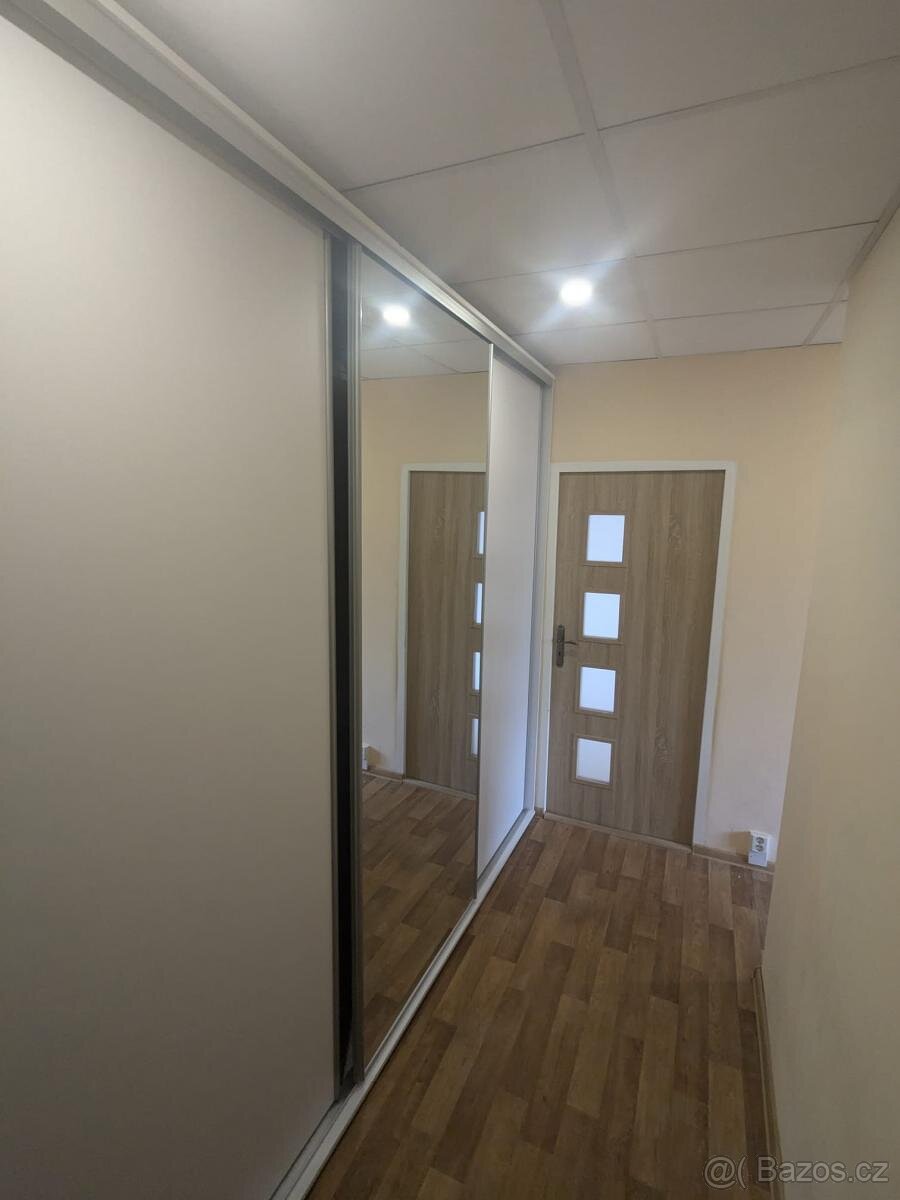 Pronájem bytu 2+1, M. Švabinského 618, Bílina - 10