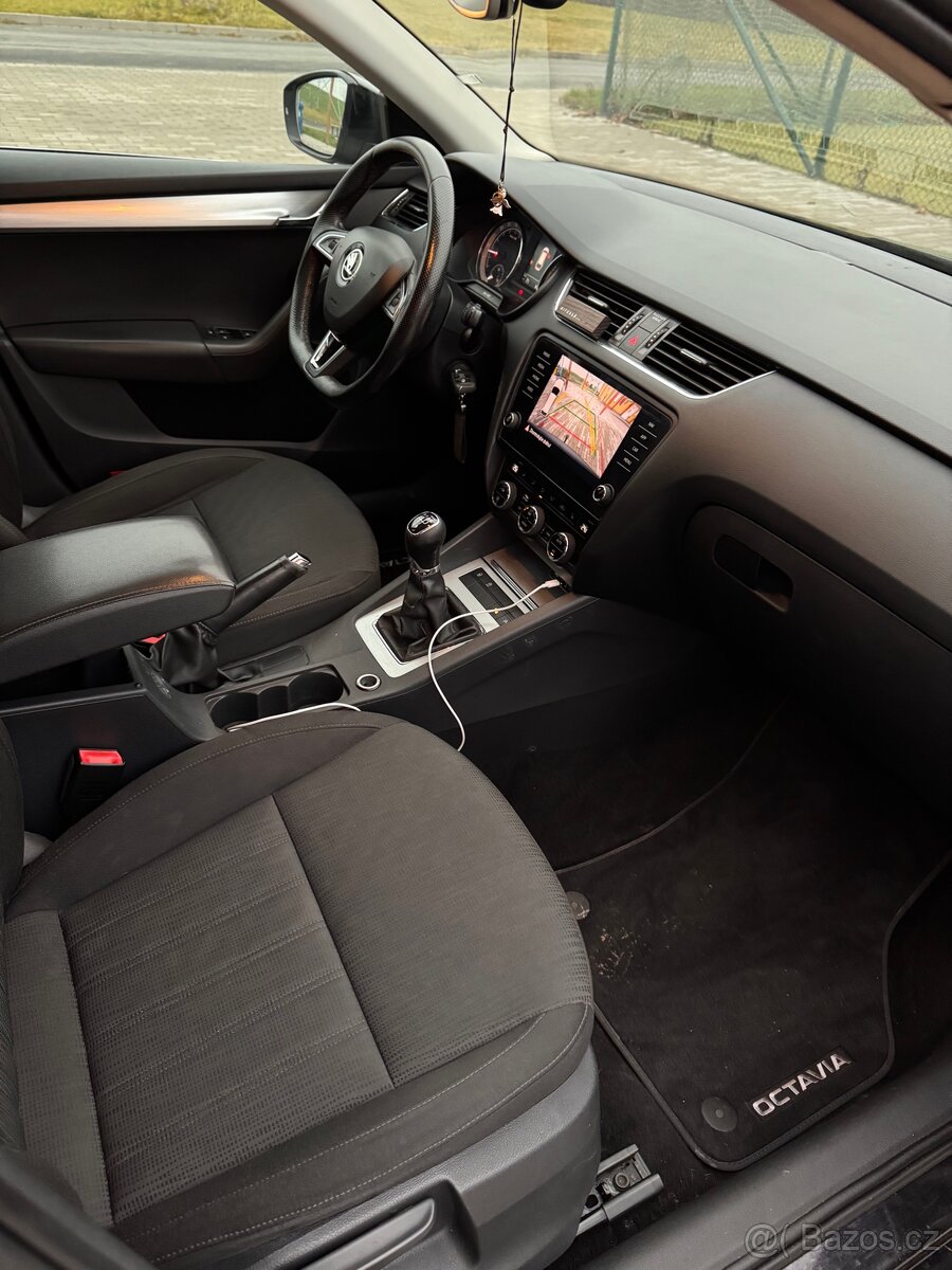 Škoda Octavia 1.6 TDI 85kw - 10