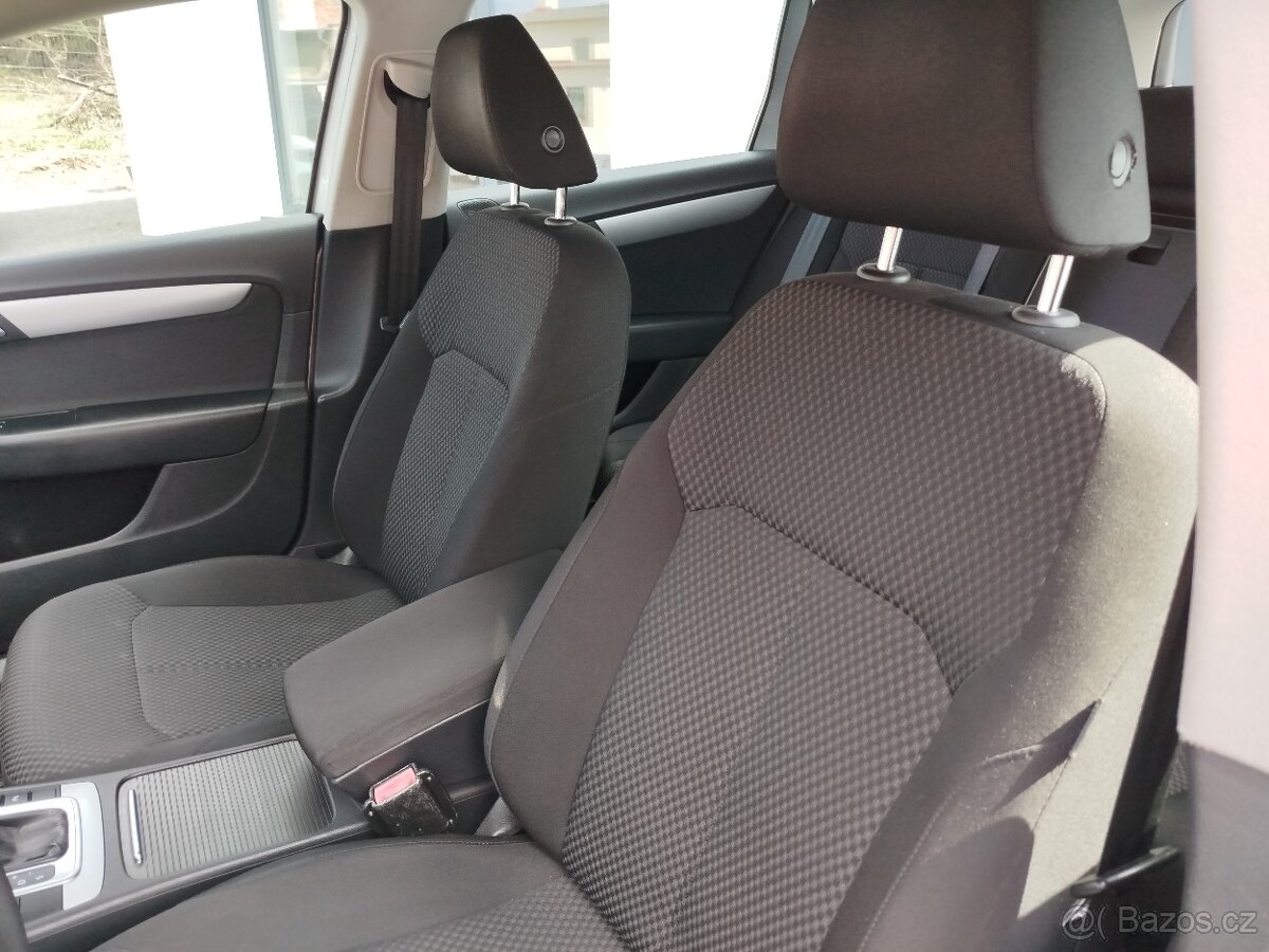 VW PASSAT B7 2.0 TDi 103kW, r.v. 11/2012, najeto 231.502km - 10