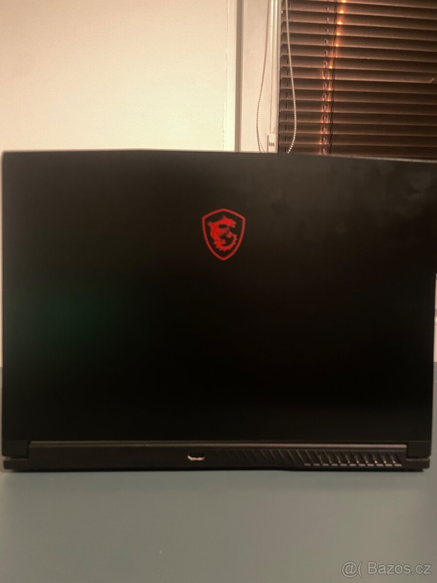 herní notebook MSI GF63 11SC - 10