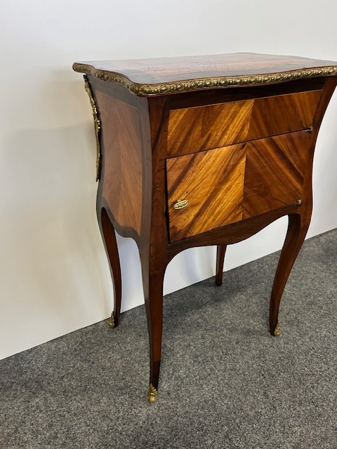 Stolek okolo roku 1850 - originál. - 10