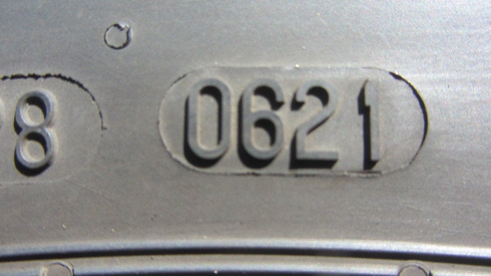 Letní pneu 225/60/18 Continental - 10