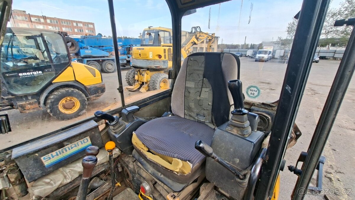 JCB 8052 - 10