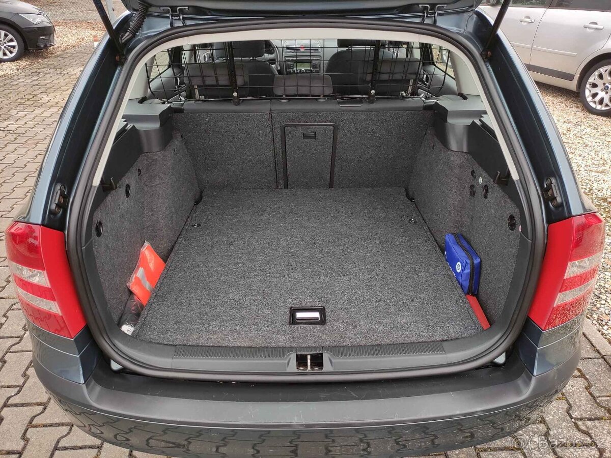 ŠKODA OCTAVIA II 1.6 MPi 75KW AMBIENTE,ALU,10x AIRB.,PDC,BC. - 10