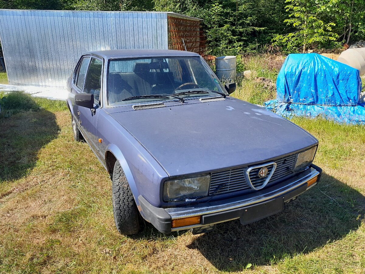 Alfa Romeo Alfetta 2000, 96 kw, do provozu 1982 - 10