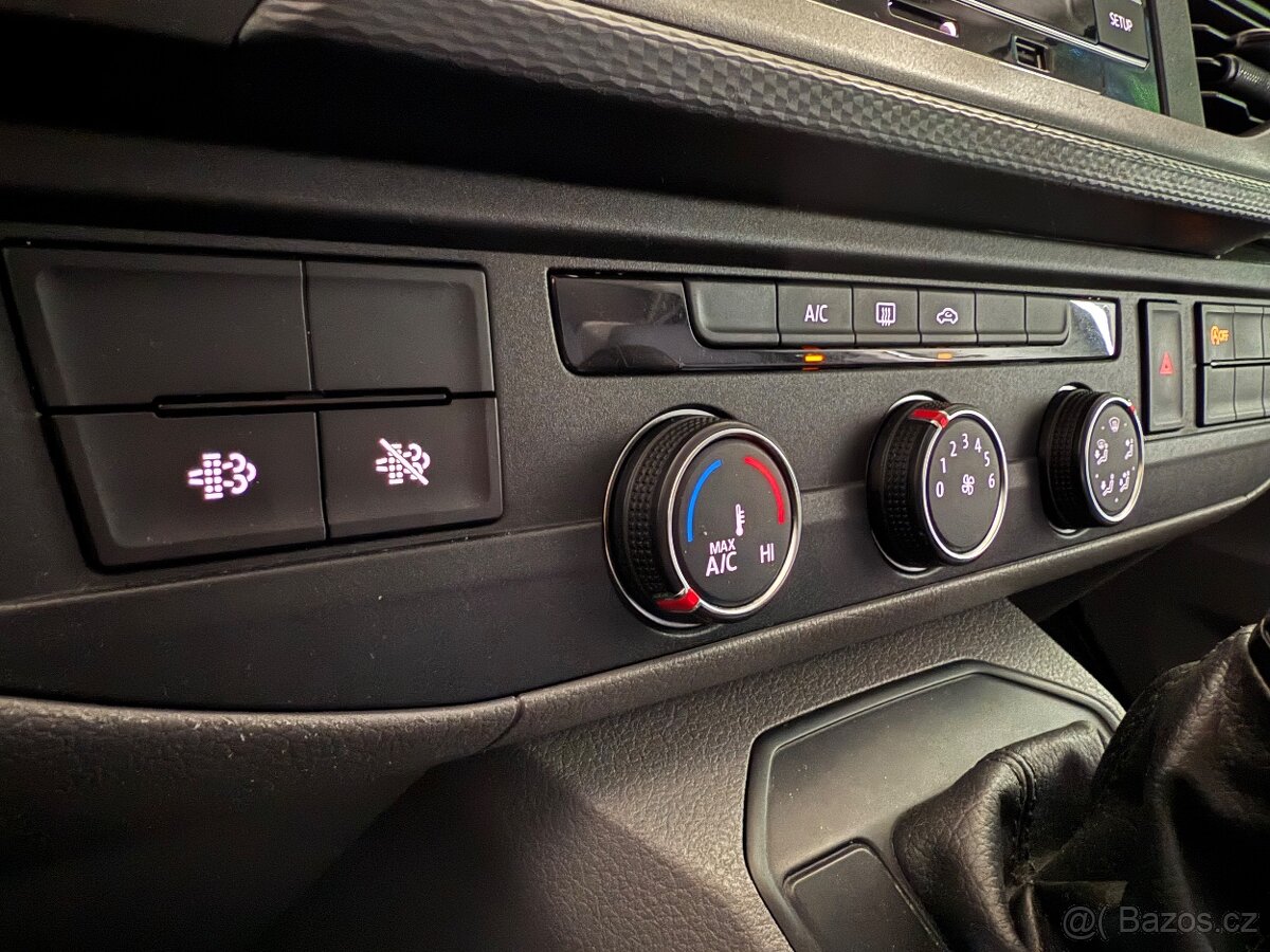 VW Transporter T6.1 DSG 2020 Historie VW barva weis Multivan - 10