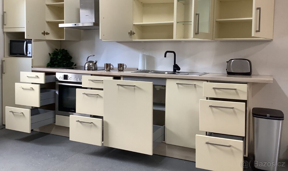 Moderní kuchyně CLARISA - 10