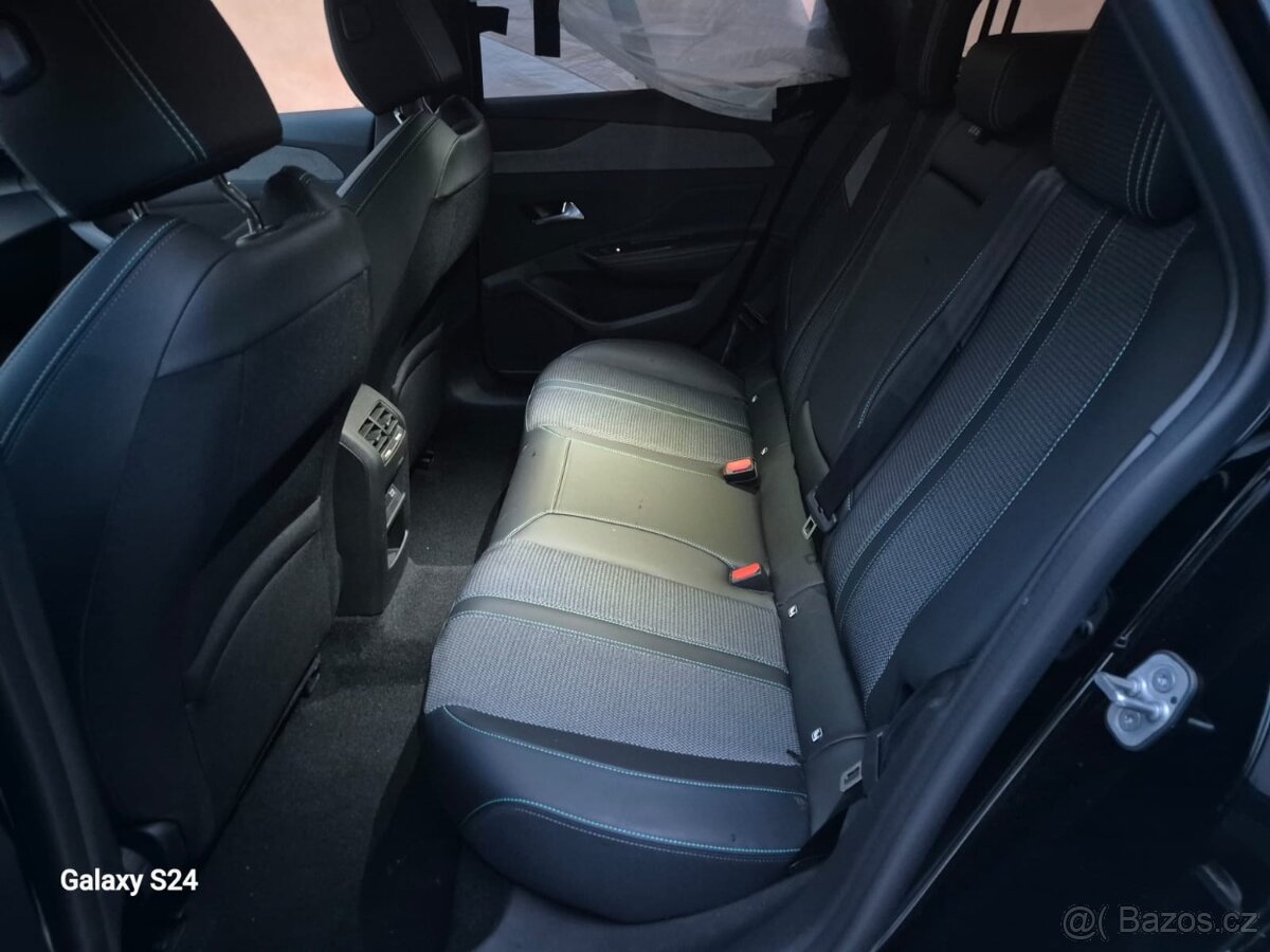 Peugeot 308 SW 1,2PT ALLURE, AUTOMAT - 10