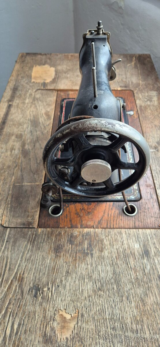 Šicí stroj Bobbin - 10