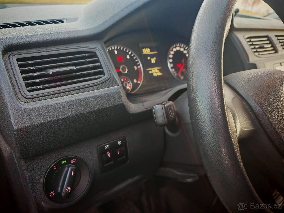 Vw Caddy 2.0 tdi, klima, tažné, dovoz. - 10