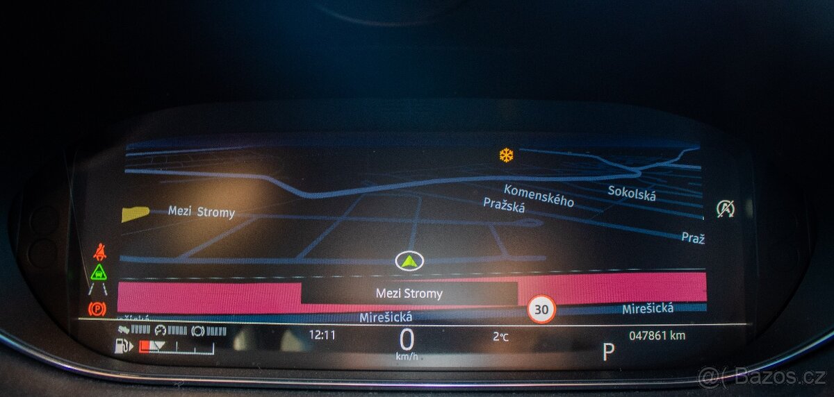 Jaguar E-PACE P250 AWD R-Dynamic Auto SE - 10