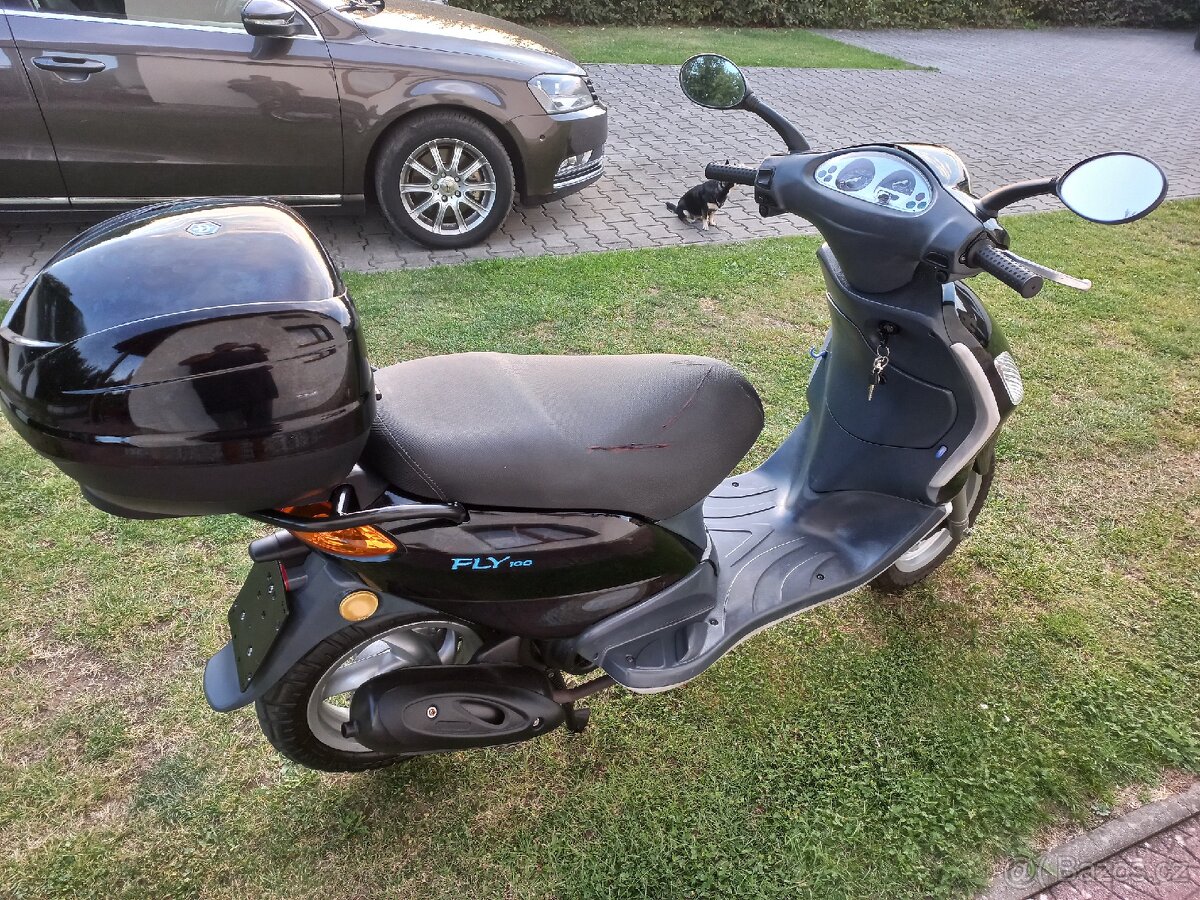 Piaggio Fly 100 - skútr - 10