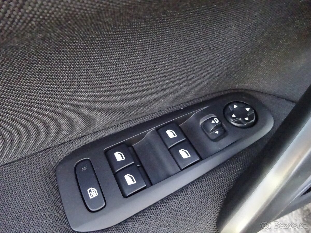 Peugeot 308 1,5 HDI GARANCE KM - 10