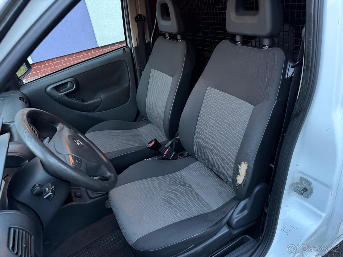 Opel Combo 1,3 CDTi Van - 10