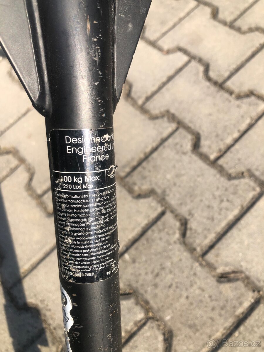 Prodám koloběžky 2 ks - 10