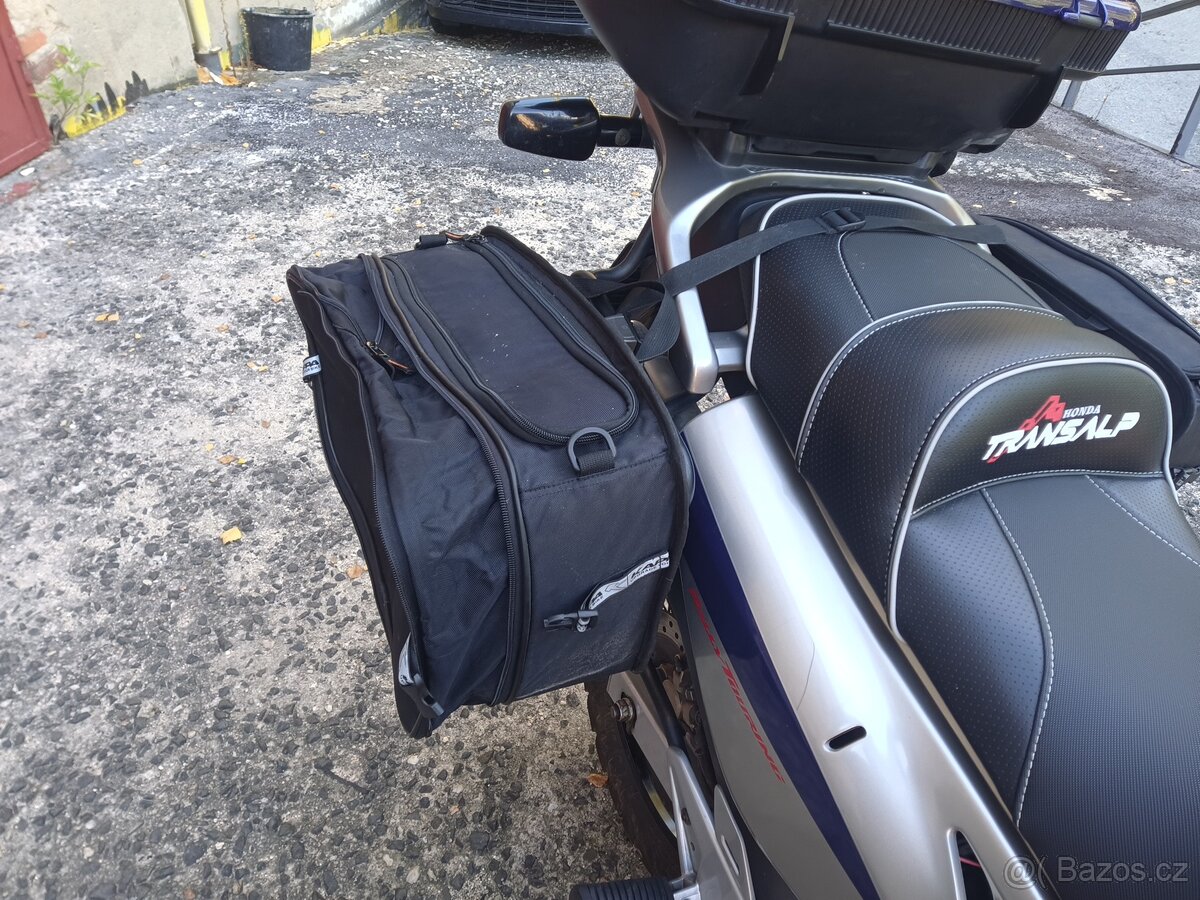 Motocykl Honda Transalp XL650V - 10