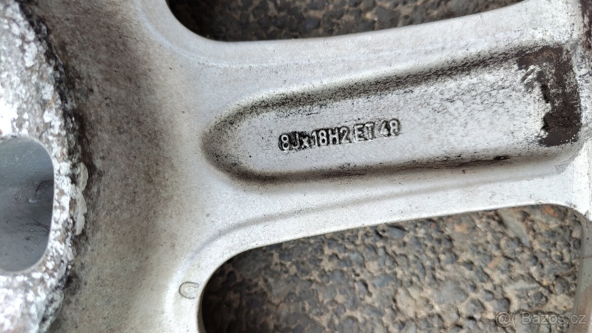 Zimní origo Audi 18" 5x112 pneu Nokian 2x 7mm - 10