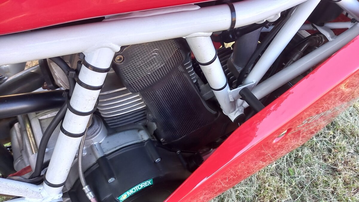 Ducati 600SS-sleva - 10