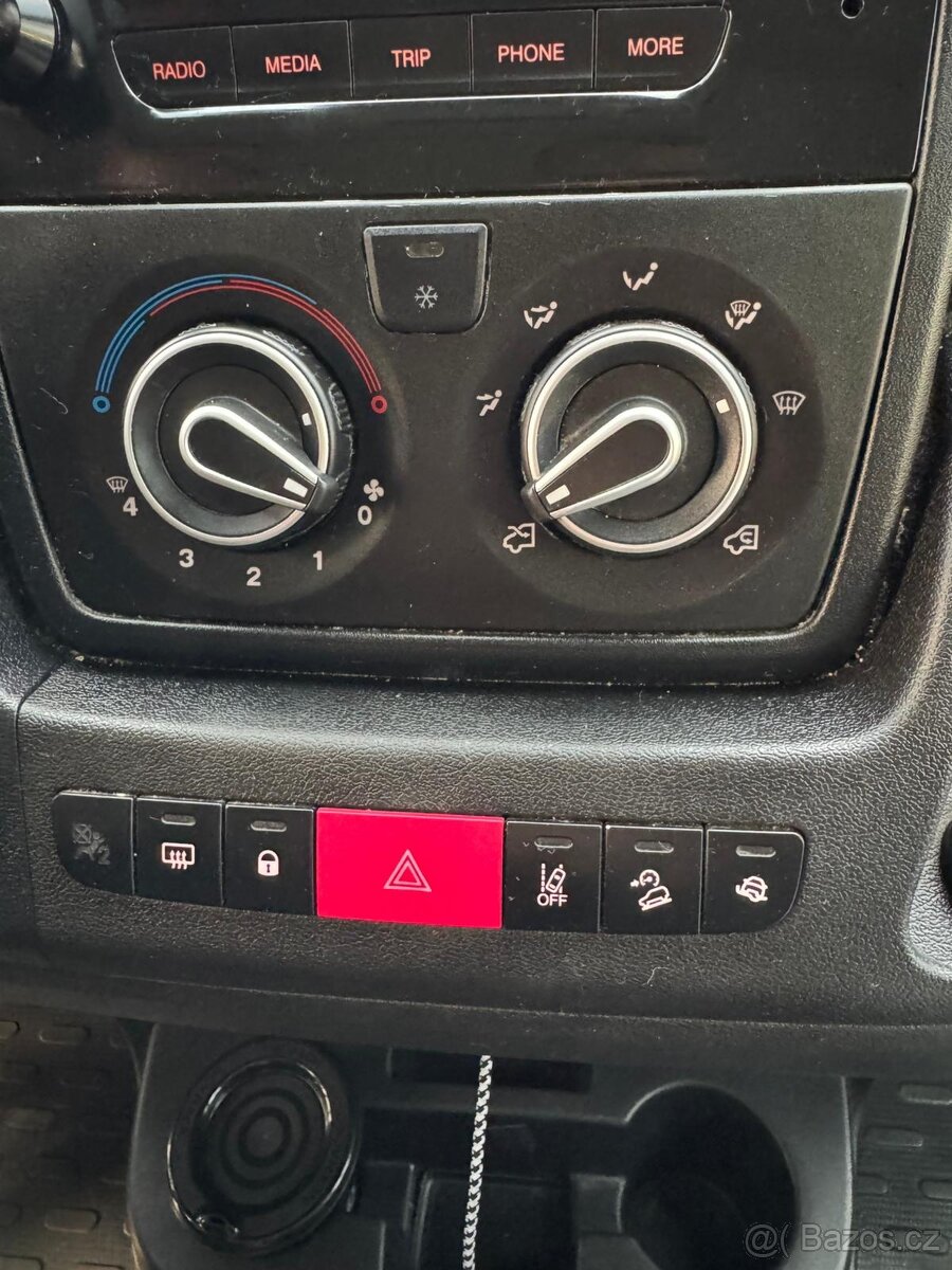 Prodává se Citroën Jumper 2021 - 10