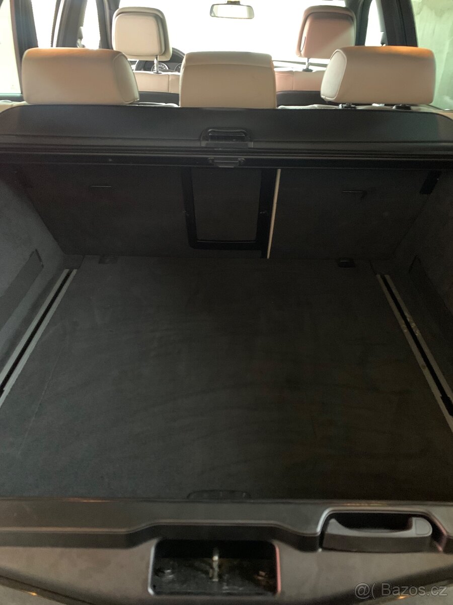 BMW X5 e70 lci 180 kW R.V.10/2011 - 10